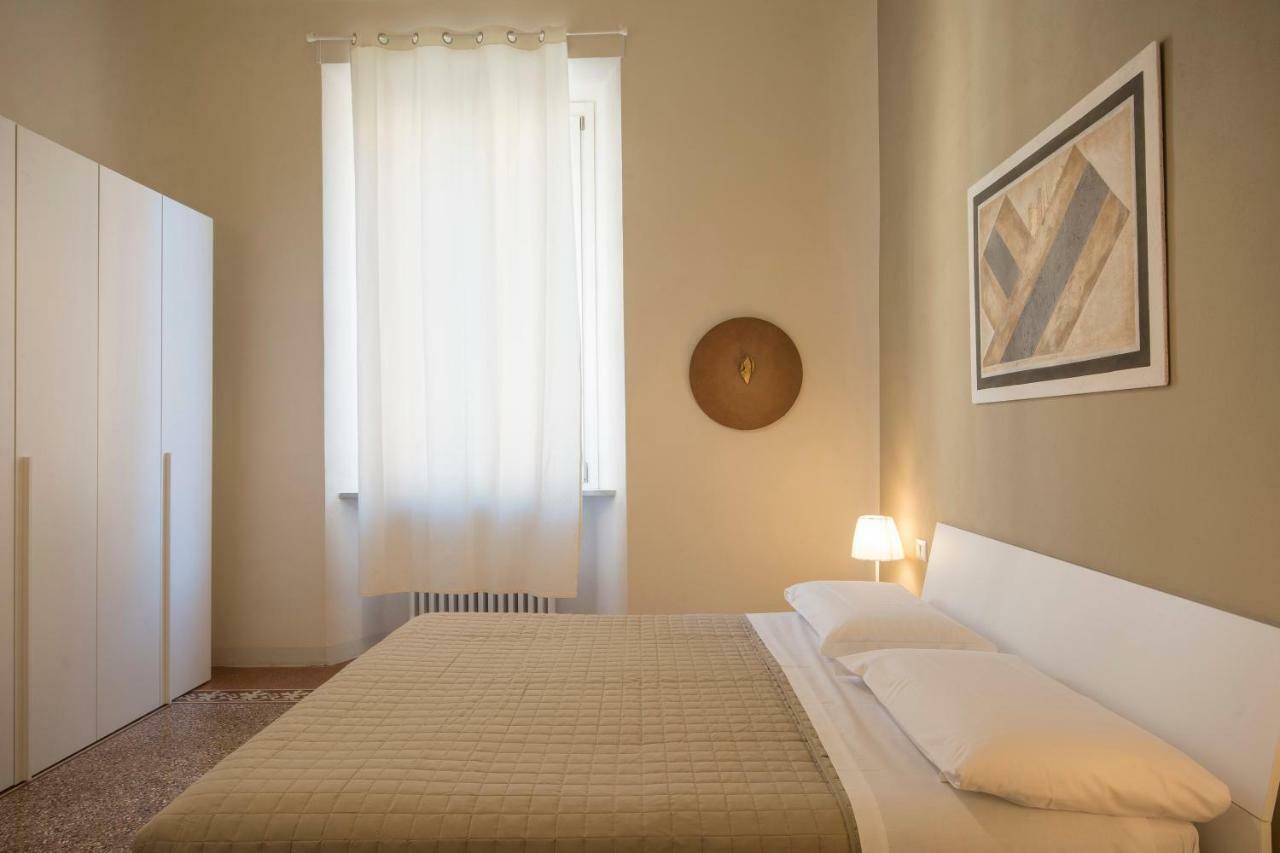 Piazza Paradiso Casa de hóspedes