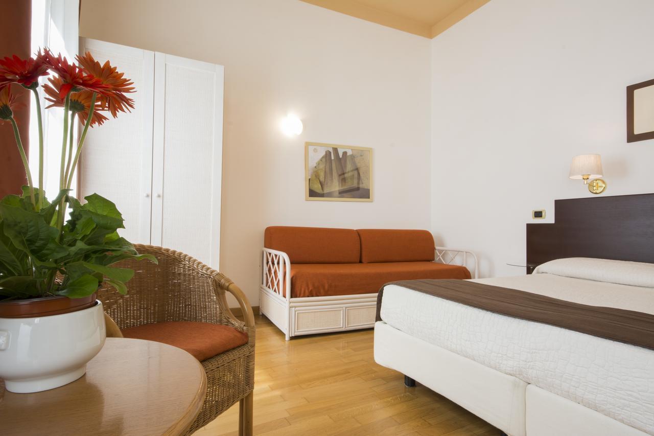 Piazza Paradiso Gasthof 2*