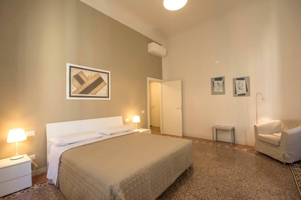 Piazza Paradiso Gasthof 2*